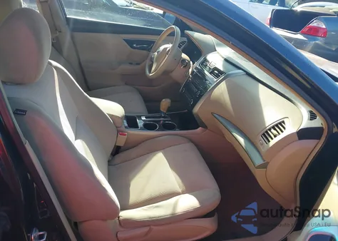 2013 Nissan Altima 2.5 S z USA, uszkodzony, nr VIN 1N4AL3AP0DC915000